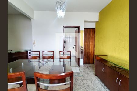 Sala de apartamento para alugar com 3 quartos, 100m² em Santo Antônio, Belo Horizonte