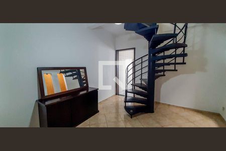 Sala de Estar de casa para alugar com 3 quartos, 200m² em Vila Menck, Osasco