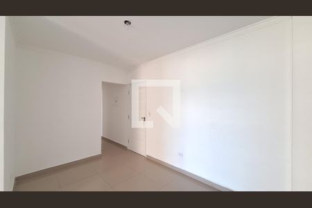 Sala de apartamento para alugar com 2 quartos, 79m² em Nova Mirim, Praia Grande