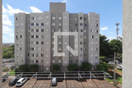 Sala vista de apartamento para alugar com 2 quartos, 50m² em Dutra, Ribeirão Preto