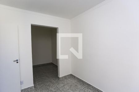 quarto 1 de apartamento para alugar com 2 quartos, 48m² em Parque Assuncao, Taboão da Serra