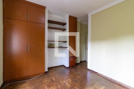 Suíte de casa para alugar com 4 quartos, 230m² em Jardim Carlos Gomes, Campinas