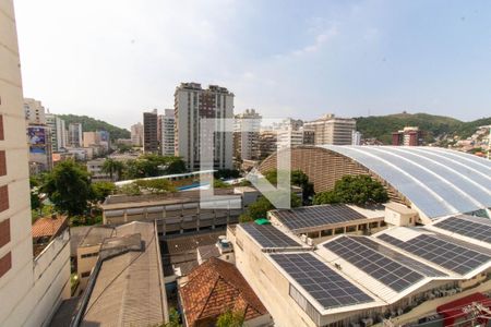 Vista da Sala de apartamento para alugar com 2 quartos, 85m² em Icaraí, Niterói