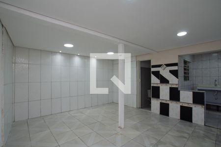 Sala/Quarto de casa para alugar com 1 quarto, 35m² em Jardim Flor da Montanha, Guarulhos