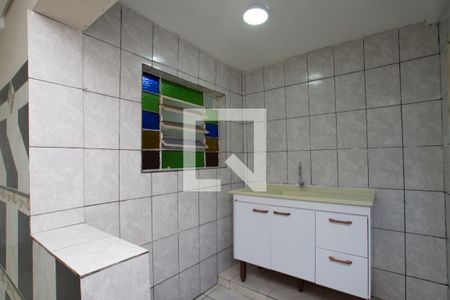 Cozinha de casa para alugar com 1 quarto, 35m² em Jardim Flor da Montanha, Guarulhos