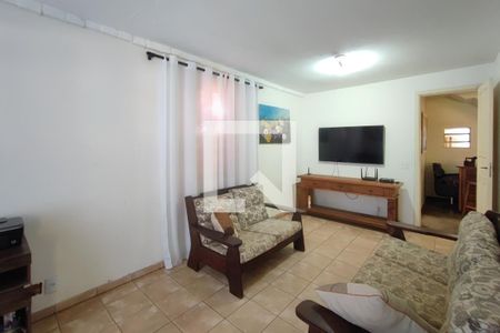 Sala de TV de casa à venda com 5 quartos, 198m² em Jardim Andorinhas, Campinas