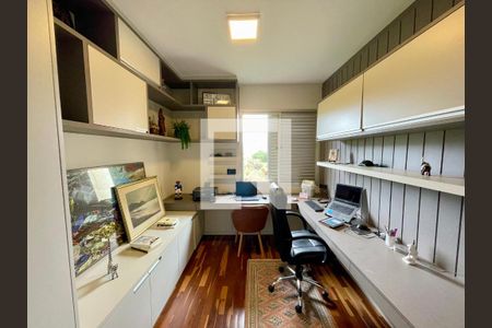 quarto 1 de apartamento à venda com 3 quartos, 98m² em Estoril, Belo Horizonte