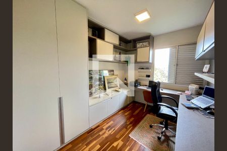 quarto 1 de apartamento à venda com 3 quartos, 98m² em Estoril, Belo Horizonte