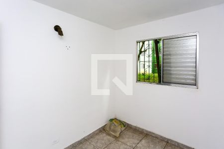 quarto 1 de apartamento à venda com 2 quartos, 57m² em Parque Pinheiros, Taboão da Serra