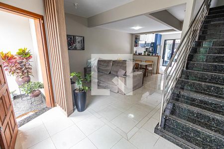 Sala de casa para alugar com 3 quartos, 180m² em Castelo, Belo Horizonte