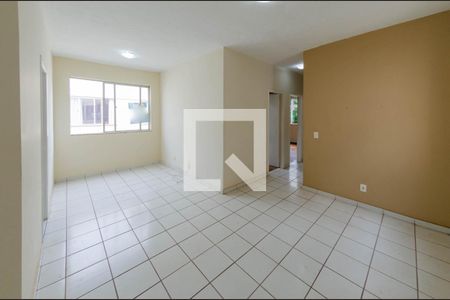 Apartamento para alugar com 80m², 3 quartos e 1 vagaSala