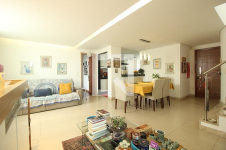 Sala de apartamento à venda com 4 quartos, 260m² em Santo Antônio, Belo Horizonte