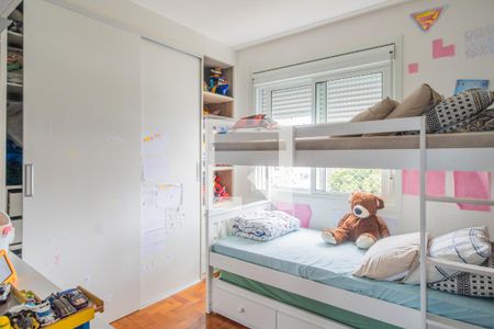 Quarto 2 de apartamento à venda com 4 quartos, 94m² em Santa Cecília, Porto Alegre