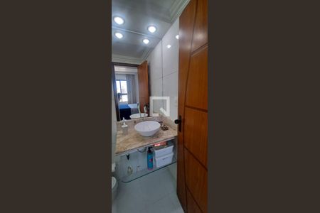 Banheiro de apartamento para alugar com 3 quartos, 100m² em Parque Bela Vista, Salvador