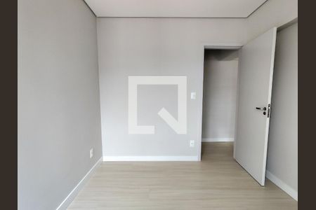 Quarto de apartamento à venda com 3 quartos, 118m² em Santa Efigênia, Belo Horizonte