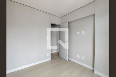 Quarto de apartamento à venda com 3 quartos, 118m² em Santa Efigênia, Belo Horizonte