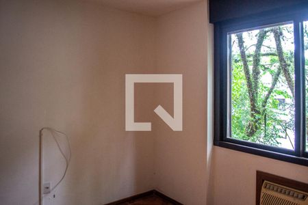 Quarto 2 de apartamento à venda com 2 quartos, 54m² em Cavalhada, Porto Alegre