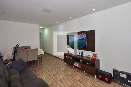 Sala de casa para alugar com 2 quartos, 89m² em Parque Pinheiros, Taboão da Serra