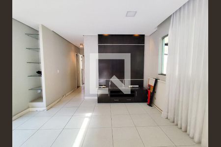 Sala de casa à venda com 3 quartos, 150m² em Alto Caiçaras, Belo Horizonte