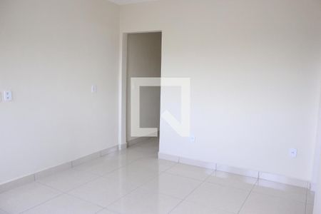 Sala de casa para alugar com 2 quartos, 60m² em Jardim Dourado, Guarulhos