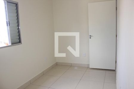 Quarto 2 de casa para alugar com 2 quartos, 60m² em Jardim Dourado, Guarulhos