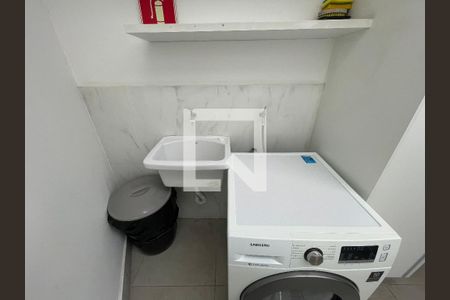 Lavanderia de kitnet/studio para alugar com 1 quarto, 25m² em Vila Pirajussara, São Paulo