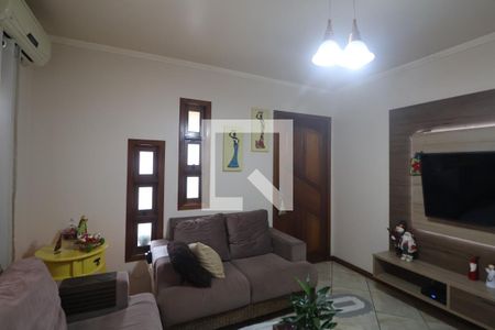 Sala de casa à venda com 3 quartos, 142m² em Niterói, Canoas