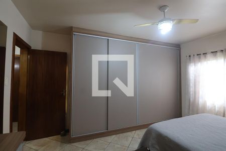 Quarto 1 de casa à venda com 3 quartos, 142m² em Niterói, Canoas