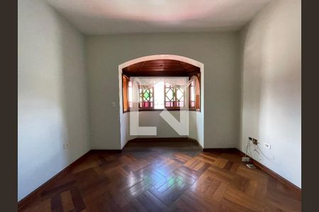 Suíte de casa para alugar com 3 quartos, 220m² em Parque Ipe, São Paulo