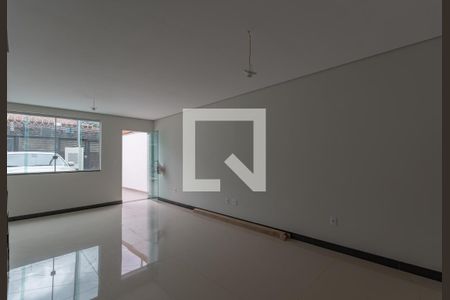 Sala de casa à venda com 3 quartos, 107m² em Planalto, Belo Horizonte