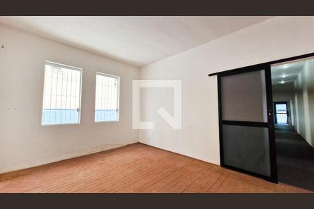 Sala de casa para alugar com 4 quartos, 360m² em Cambuí, Campinas