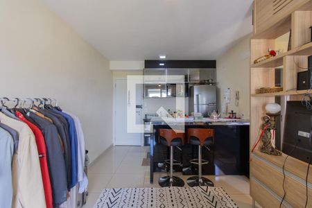 SAla de kitnet/studio para alugar com 1 quarto, 38m² em Jardim Flor da Montanha, Guarulhos