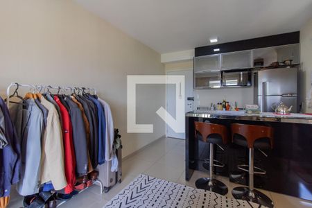 SAla de kitnet/studio para alugar com 1 quarto, 38m² em Jardim Flor da Montanha, Guarulhos