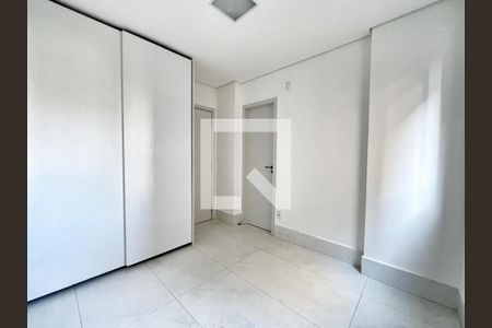 Quarto 2 de apartamento para alugar com 2 quartos, 75m² em Funcionários, Belo Horizonte