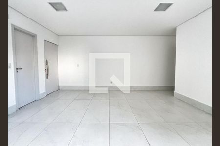 Sala de apartamento para alugar com 2 quartos, 75m² em Funcionários, Belo Horizonte