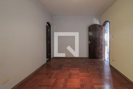 Quarto de casa para alugar com 3 quartos, 98m² em Vila Assis Brasil, Mauá