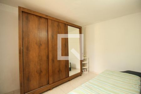 Quarto 1 de apartamento à venda com 3 quartos, 65m² em Parque Pinheiros, Taboão da Serra