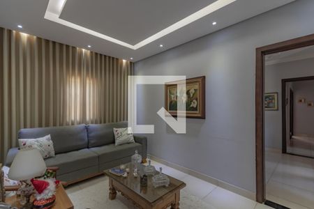 Sala de apartamento à venda com 4 quartos, 214m² em Heliópolis, Belo Horizonte