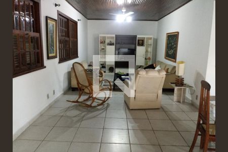 Casa à venda com 4 quartos, 292m² em Cafubá, Niterói