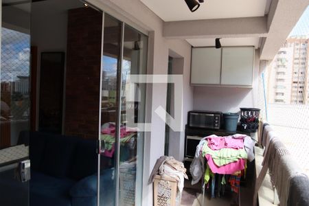 Varanda da Sala de apartamento para alugar com 3 quartos, 74m² em Setor Oeste, Goiânia