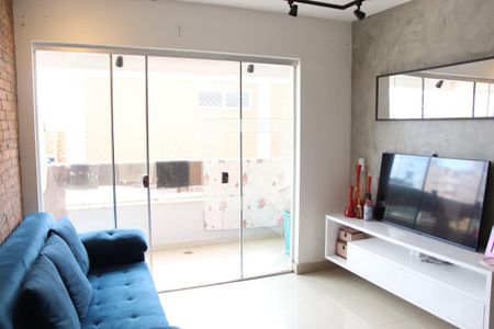 Sala de apartamento para alugar com 3 quartos, 74m² em Setor Oeste, Goiânia