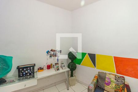 Quarto de casa à venda com 2 quartos, 48m² em Madureira, Rio de Janeiro