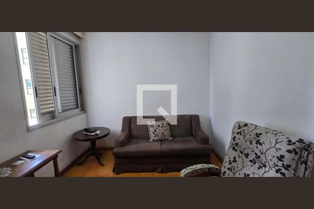 Sala de TV de apartamento para alugar com 3 quartos, 104m² em Santa Efigênia, Belo Horizonte