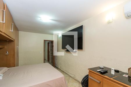 Quarto 1 de apartamento à venda com 3 quartos, 180m² em Irajá, Rio de Janeiro