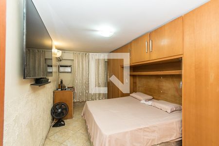 Quarto 1 de apartamento à venda com 3 quartos, 180m² em Irajá, Rio de Janeiro