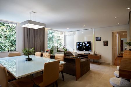 Sala de apartamento à venda com 4 quartos, 132m² em Funcionários, Belo Horizonte