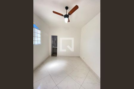 Quarto de casa à venda com 3 quartos, 130m² em Alvorada, Contagem