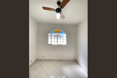 Quarto de casa à venda com 3 quartos, 130m² em Alvorada, Contagem