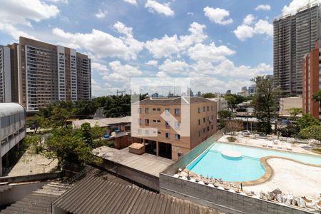 Vista da Sala de apartamento para alugar com 2 quartos, 75m² em Vila Pirajussara, São Paulo