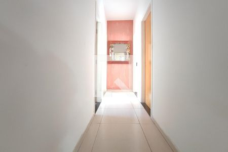 Corredor Quartos de casa para alugar com 4 quartos, 120m² em Jardim Pauliceia, Campinas